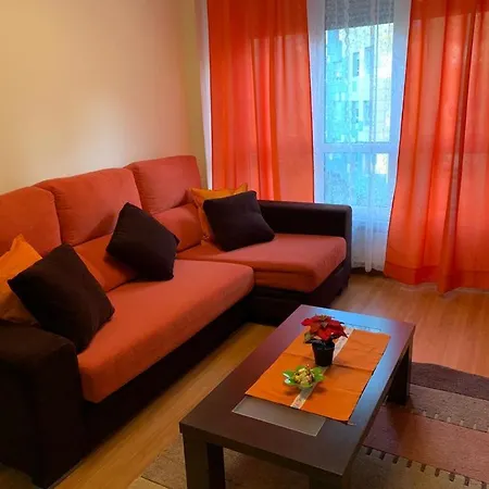 Apartment Mota-2 Huca-los Prados; Parking Y Wifi Gratis