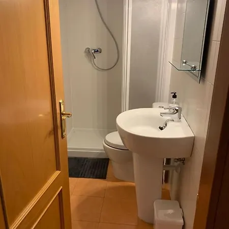 Mota-2 Huca-los Prados; Parking Y Wifi Gratis Apartment